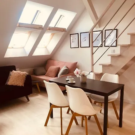444 No.1 Apartment