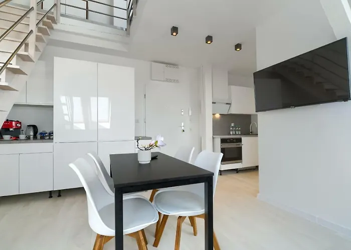 444 No.1 * Щецин